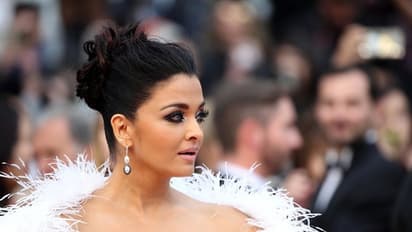 ಗ್ಲಾಮರಸ್  ಲೋಕಕ್ಕೆ ಕಾಲಿಡಲು ವಿದ್ಯಾಭ್ಯಾಸಕ್ಕೆ ಬ್ರೇಕ್‌ ಹಾಕಿದ ಖ್ಯಾತ ನಟಿಯರು!