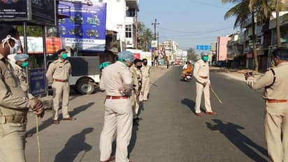 ಬೆಂಗಳೂರು: ಮಾತು ಕೇಳದವರು ಪೊಲೀಸರ ಅದೊಂದು ಮಾತಿಗೆ ಏರಿಯಾ ಲಾಕ್ ಡೌನ್ ಮಾಡಿದ್ರು