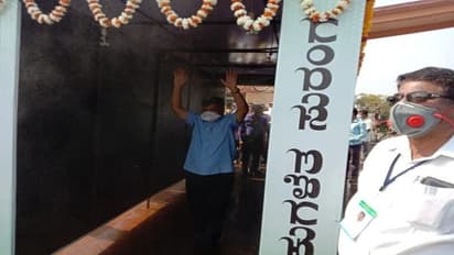 ಉತ್ತರ ಕರ್ನಾಟಕದಲ್ಲಿ ಮೊದಲ ಪ್ರಯತ್ನ: ಕೊರೋನಾ ಸೋಂಕು ಕಳೆಯುವ ಸುರಂಗ ಸ್ಥಾಪನೆ