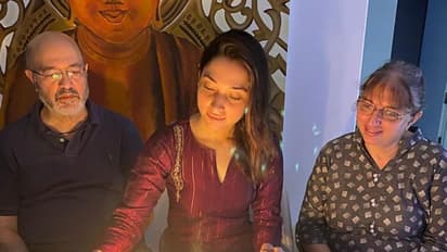 மோடி சொல்லை தட்டாத தமன்னா ! என்ன செய்தார் தெரியுமா ?? புகைப்படங்கள் உள்ளே ...