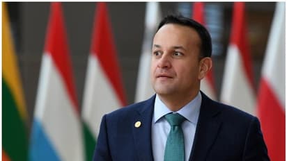 കൊവിഡിനെതിരെ പോരാടാന് വീണ്ടും ഡോക്ടറായി രജിസ്റ്റര് ചെയ്ത് ഐറിഷ് പ്രധാനമന്ത്രി