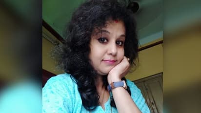 করোনা যুদ্ধে নয়া স্লোগান শিক্ষিকার, 'লড়বো জিতব বাঁচবো রে'