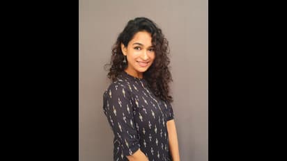 முன்னணி நடிகைகளுக்கு சவால் விடும் அதிரி புதிரி அழகு! போட்டோ ஷூட்டில் மிரட்டும் மிஷா கோஷல்!