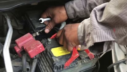 മെക്കാനിക്കുകള്ക്കെതിരെ കേസെടുക്കുന്നു; നാളെ വര്ക്ക് ഷോപ്പുകള് തുറക്കില്ല, പ്രതിഷേധം