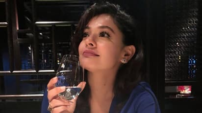 42 வயசிலும் கட்டுக்கோப்பான உடல்வாகு... பூஜா குமாரின் புல்லரிக்க வைக்கும் ஹாட் கேலரி...!