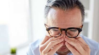 চোখের যত্ন নিতে ২০-২০-২০ পন্থা মেনে চলার নির্দেশ হার্ভার্ড বিশ্ববিদ্যালয়ের বিশেষজ্ঞদের