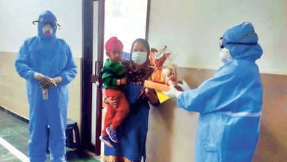 कैसा चमत्कार..डॉक्टरों ने कोरोना पीड़ित 2 वर्ष के बच्चे का मनाया बर्थडे, अगले दिन रिपोर्ट आई निगेटिव