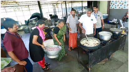 കെഎം മാണിയുടെ ഓർമ്മ ദിനത്തിൽ ജോസ്കെ മാണി വക 500 കമ്മ്യൂണിറ്റി കിച്ചണ് സഹായം