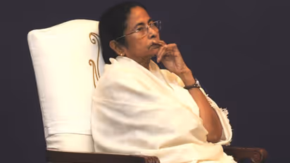 কীসের ভিত্তিতে করোনায় মৃতের সংখ্যা, কেন্দ্রীয় দলের একাধিক প্রশ্নের মুখে নবান্ন