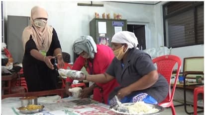 മാതൃകാപരം ഈ ജനകീയ ഹോട്ടല്; ലോക്ക് ഡൗണ് കാലത്ത് 25 രൂപയ്ക്ക് ഊണുമായി സിഡിഎസ്