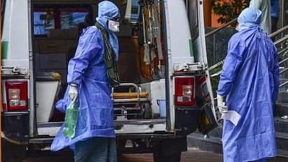 கொரோனா பயத்தால் பெற்ற தாய்க்கு "இறுதி சடங்கு" செய்ய மறுத்த மகன்..! மனவேதனை சம்பவம்..!