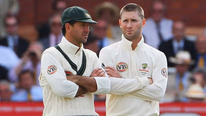 சர்வதேச கிரிக்கெட்டில் 7 பெஸ்ட் பேட்ஸ்மேன்கள் இவங்கதான்.. உலக கோப்பை வின்னிங் கேப்டனின் அதிரடி தேர்வு