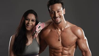 'ফ্যাট টু ফিট',  চিকন কোমড়ের ট্যাটুতে ছক্কা হাঁকালেন টাইগারের বোন