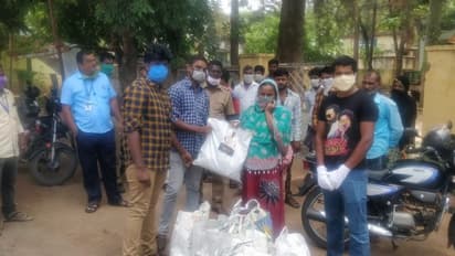 தண்ணீரை மட்டுமே குடித்து உயிர் வாழ்ந்த மலை வாழ் மக்கள்! ஓடி சென்று உதவிய தனுஷ் ரசிகர்கள்!