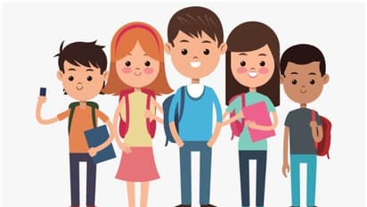 ഫീസ് വാങ്ങരുത്, അണ്എയ്ഡഡ് സ്കൂളുകളിലെ അധ്യാപകര്ക്ക് ശമ്പളം നല്കണം: മുഖ്യമന്ത്രി