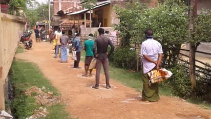 ఏపిలో రేషన్ సరుకుల డోర్ డెలివరీ... ఆ ప్రాంతాల్లోనే..: మంత్రి వెల్లంపల్లి