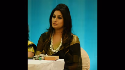  42 ನೇ ವಯಸ್ಸಲ್ಲಿ ನಾಲ್ಕು ಮಕ್ಕಳು ಬೇಕು ಅಂತಿರೋ ರೂಪಾ ಅಯ್ಯರ್‌, ಸೊರೊಗೆಸಿಯಿಂದ ಮಕ್ಕಳನ್ನು ಪಡೆಯೋ ಪ್ಲಾನ್‌