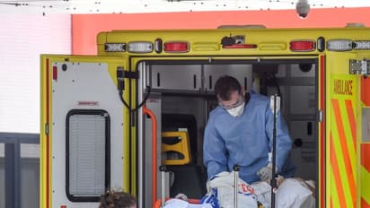 உயிரிழந்தவர்களின் எண்ணிக்கை 1 லட்சத்தை கடந்தது...!! எண்ணிக்கை மேலும் உயரும் என அதிர்ச்சி..!!