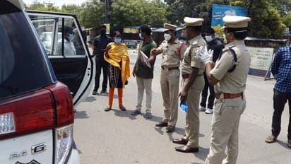 കൊവിഡ് ഹോട്ട്സ്പോട്ട് പട്ടികയില് തലസ്ഥാന നഗരവും; തിരുവനന്തപുരത്ത് നിയന്ത്രണങ്ങൾ കര്ക്കശമാക്കി പൊലീസ്