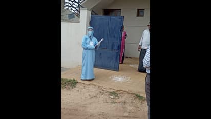 ಕೊರೋನಾ ಆತಂಕ: ಸೋಂಕಿತ ಓಡಾಡಿದ್ದ ಪ್ರದೇಶದಲ್ಲಿ ಆಶಾ ಕಾರ್ಯಕರ್ತೆಯರಿಂದ ಸಮೀಕ್ಷೆ
