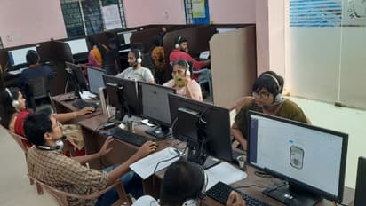 വിദേശത്തുള്ള കൊവിഡ് ബാധിതര്ക്കടക്കം സാന്ത്വനമായി 'ദിശ'; ഇതുവരെ എത്തിയത് 70,000 ഫോൺ കോളുകൾ