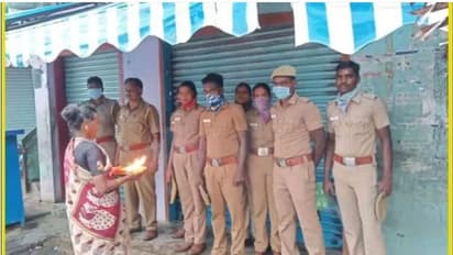 "காக்கி உடையில்.. உச்சி வெயிலில்"... ஓய்வே இல்லாமல் பணிபுரியும் காவலர்களுக்கு ஆரத்தி எடுத்த பெண்மணி!