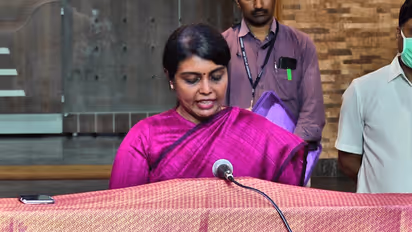 தமிழகத்தில் 33 குழந்தைகளுக்கு கொரோனா... பாதிப்பு எண்ணிக்கை 1,204 ஆக உயர்வு... பீலா ராஜேஷ் தகவல்..!