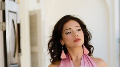 ஸ்லீவ்லெஸ் உடையில் ஹாட் ஸ்டைலிஷ்..! நடிகை மேகா குப்தாவின் மெர்சல் போட்டோ கேலரி!