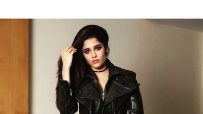 குத்து சண்டை நாயகி ரித்திகா சிங் குழந்தையாக இருக்கும் புகைப்படத்தை பார்த்தது உண்டா?  கடைசி வரை பாருங்க...!