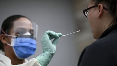 കൊവിഡ്: ഫലം നെഗറ്റീവ് ആകുന്നവർ പോലും ചിലപ്പോൾ വൈറസ് ബാധിതരായിരിക്കാം; ആശങ്ക പങ്കുവച്ച് വിദഗ്ധർ