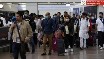 പ്രവാസികളുടെ മടക്കം: റിവേഴ്സ് ക്വാറന്‍റൈൻ നടപ്പാക്കണമെന്ന് ആരോഗ്യ വിദഗ്ധര്‍