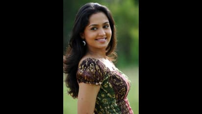 ఈ హీరోయిన్లంతా ఏమయ్యారు.. సడెన్ గా మాయమైన టాలీవుడ్ హీరోయిన్లు