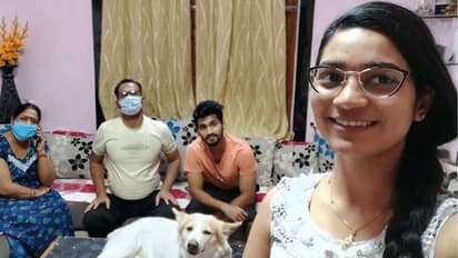 हौसलों को सलाम: पिता को देखते ही बेटी की आंख से छलके खुशी के आंसू, बोली मुझे आप पर गर्व है पापा...