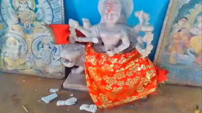 घर के मंदिर में नहीं रखनी चाहिए खंडित यानी टूटी मूर्तियां, इन बातों का भी रखें ध्यान