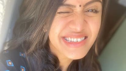 பளீர் கண்கள் ! பால் போல் மேனி ! குழந்தைக்கு தாயானாலும் குறையாத அழகு அஞ்சனா ரங்கனின் புகைப்படங்கள்...