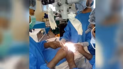 Doctors add ASI's chopped hand in seven and a half hour operation , Nihang Sikhs attacked with sword in Punjab kps