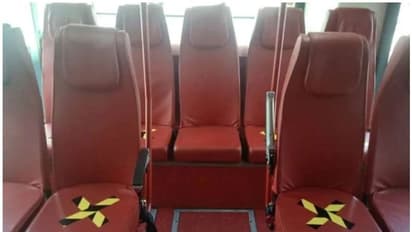 ലോക്ക് ഡൗൺ: സീറ്റുകൾ ഒന്നിടവിട്ട്; രണ്ട് മണിക്കൂർ മുമ്പ് റിപ്പോർട്ടിംഗ്; വിമാനയാത്രയ്ക്ക് പുതിയ നിർദ്ദേശങ്ങൾ