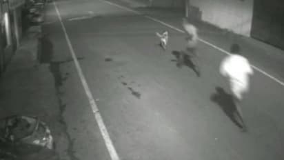 சென்னையில் பயங்கரம்..! முதியவரை ஓட ஓட விரட்டி கல்லால் தாக்கி கொன்ற அசாம் வாலிபர்..!