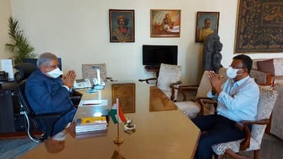 তিক্ততা ভুলে মিষ্টিতে শুভারম্ভ, নববর্ষে রাজ্যপালের কাছে 'মমতার দূত'