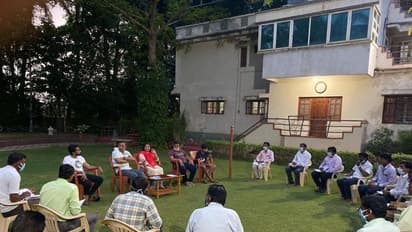 ಮೋದಿ ಕರೆಯಂತೆ ಈ ದುಂಡು ಕುರ್ಚಿ ಸಭೆಯಲ್ಲಿ ಮಹತ್ವದ ತೀರ್ಮಾನ..!