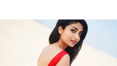 வியக்க வைக்கும் விதவிதமான போஸ்..! சொக்க வைக்கும் நடிகை ரேச்சல் டேவிட் ஹாட் போட்டோ கேலரி!