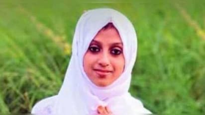 കാസര്കോട് ചെര്ക്കളയില് ശ്വാസതടസ അസുഖങ്ങളെത്തുടര്ന്ന് 18- കാരി മരിച്ചു