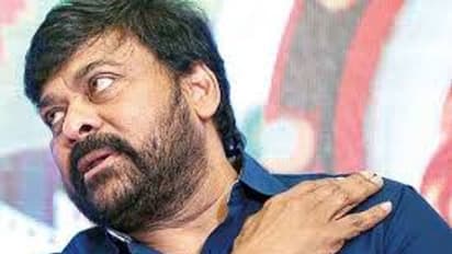 యంగ్ డైరక్టర్ తో చిరు డైలీ వీడియో కాల్స్