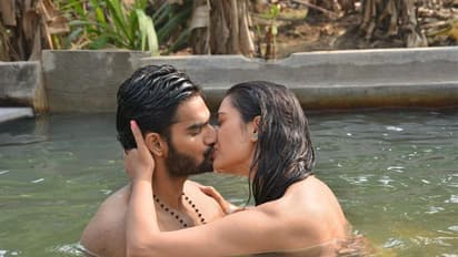 শারীরিক তৃপ্তি মেটাতে গাঢ় চুম্বনে আসক্তি, অজান্তেই শরীরে বাসা বাধছে  জটিল রোগ