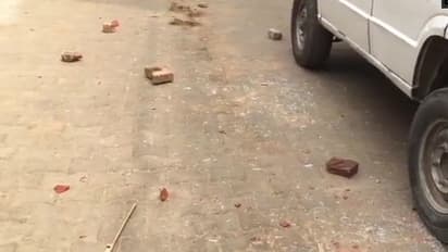 ಕಲಬುರಗಿ: ಸೇಡಂನಲ್ಲಿ ಕೊರೋನಾ ವಾರಿಯರ್ಸ್ ಮೇಲೆ ಕಲ್ಲು ತೂರಾಟ