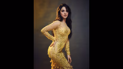 ভাইব্রেটর ব্যবহার করে উত্তেজিত কিয়ারা, পার্ফেক্ট শর্ট-এর রহস্য ফাঁস