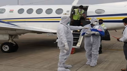 ಲಾಕ್‌ಡೌನ್‌: ಪುಟ್ಟ ಮಗು ಕೊಡಲು ಸೂರತ್‌ನಿಂದ ಬೆಳಗಾವಿಗೆ ಬಂದ ವಿಶೇಷ ವಿಮಾನ!