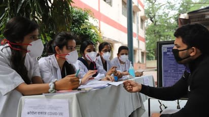 देश में कोरोना वायरस से मरने वालों की संख्या पहुंची 414, देश में संक्रमितों के मामले पहुंचे 12,380