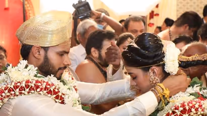 Kumaraswamy in trouble? Karnataka high court seeks explanation from govt as to how it allowed son's wedding