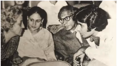 ഷോലെയുടെ അപൂര്വ പ്രീമിയര് ഷോയെ കുറിച്ച് അമിതാഭ് ബച്ചൻ